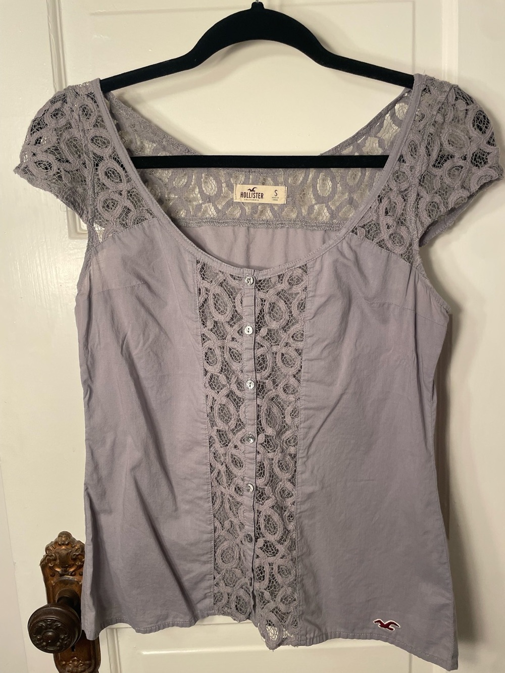 Hollister Soft Lavender Lace-Panel Scoop Neck Blouse